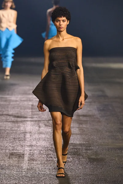 Look 36
